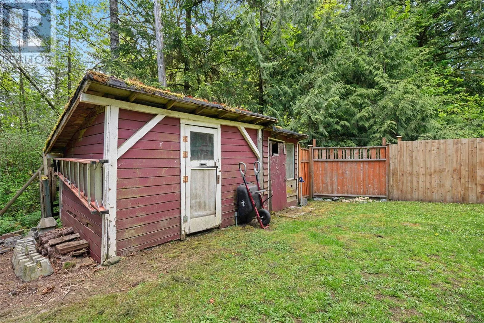 2455 Renfrew Rd