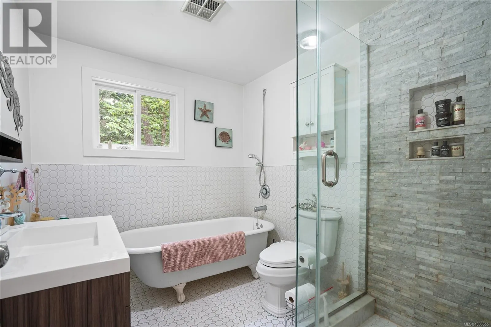 2455 Renfrew Rd