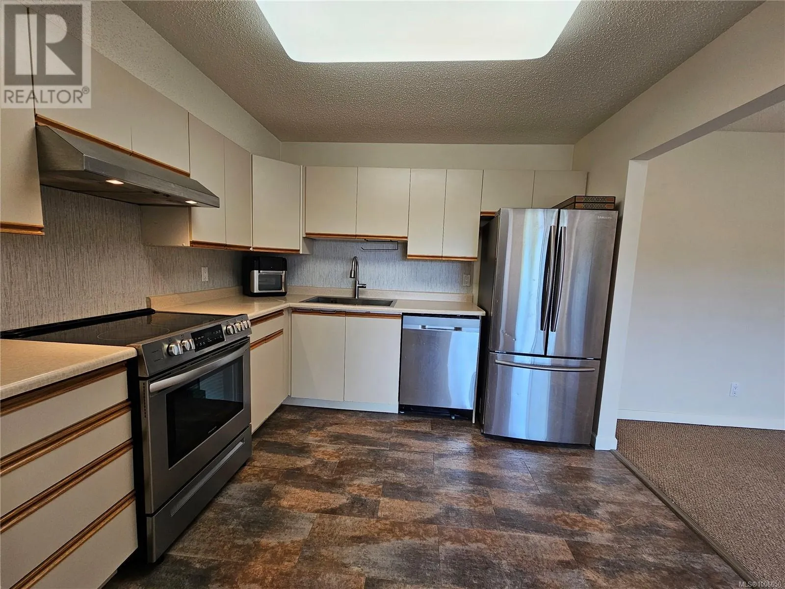 424 6711 Dover Rd