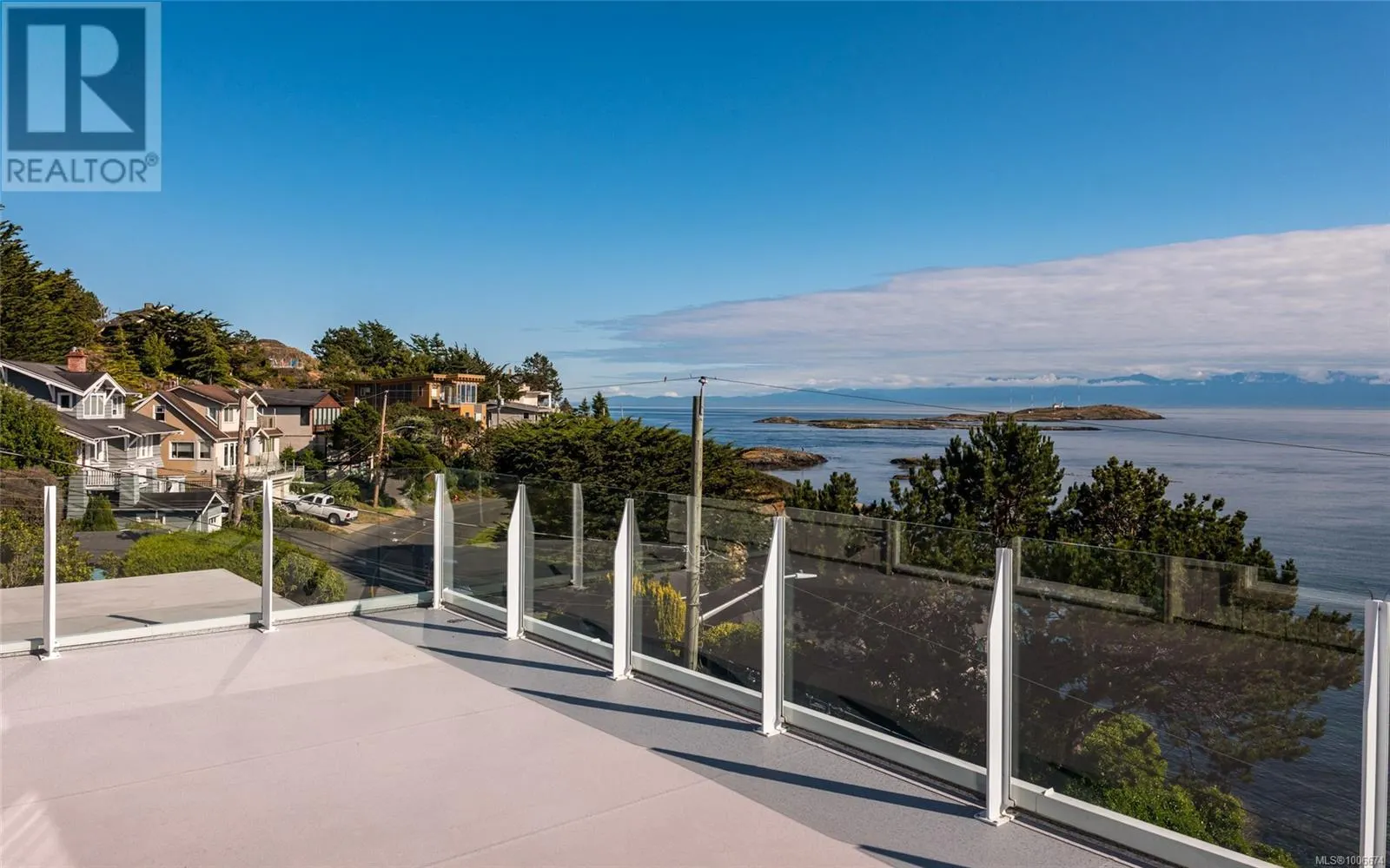 488 Beach Dr
