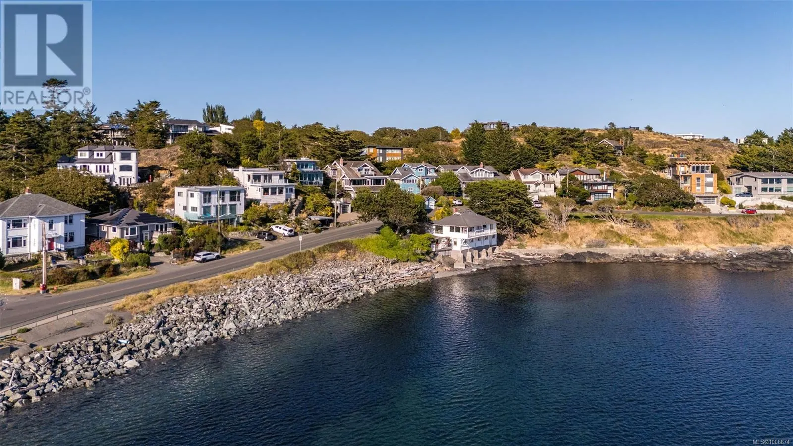488 Beach Dr