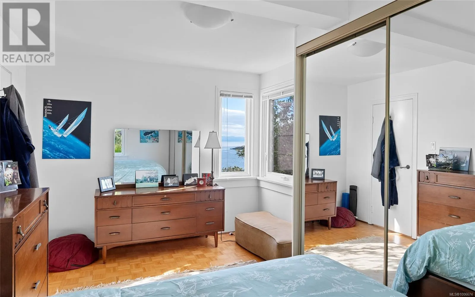 488 Beach Dr