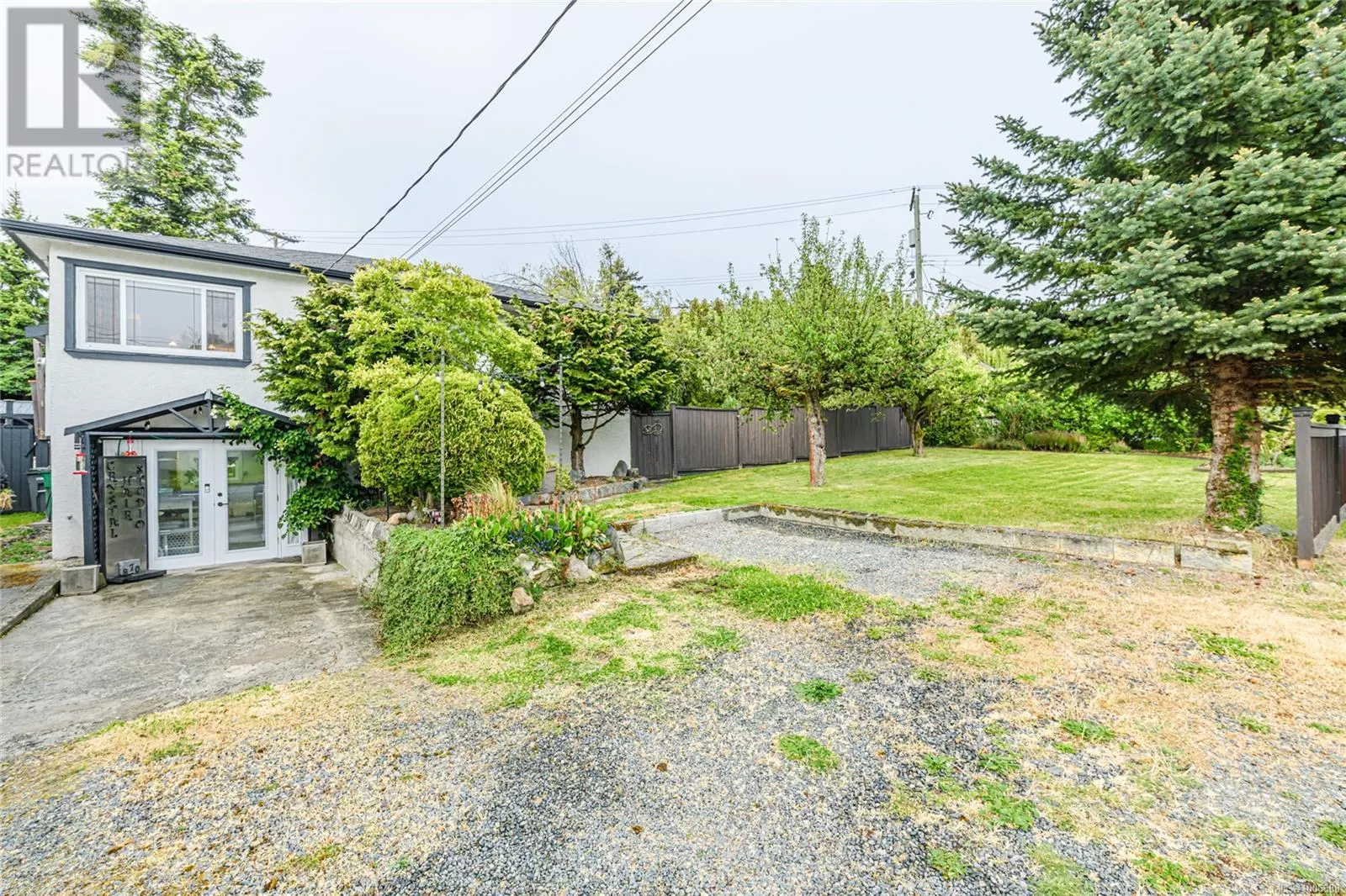 870 Pendene Pl
