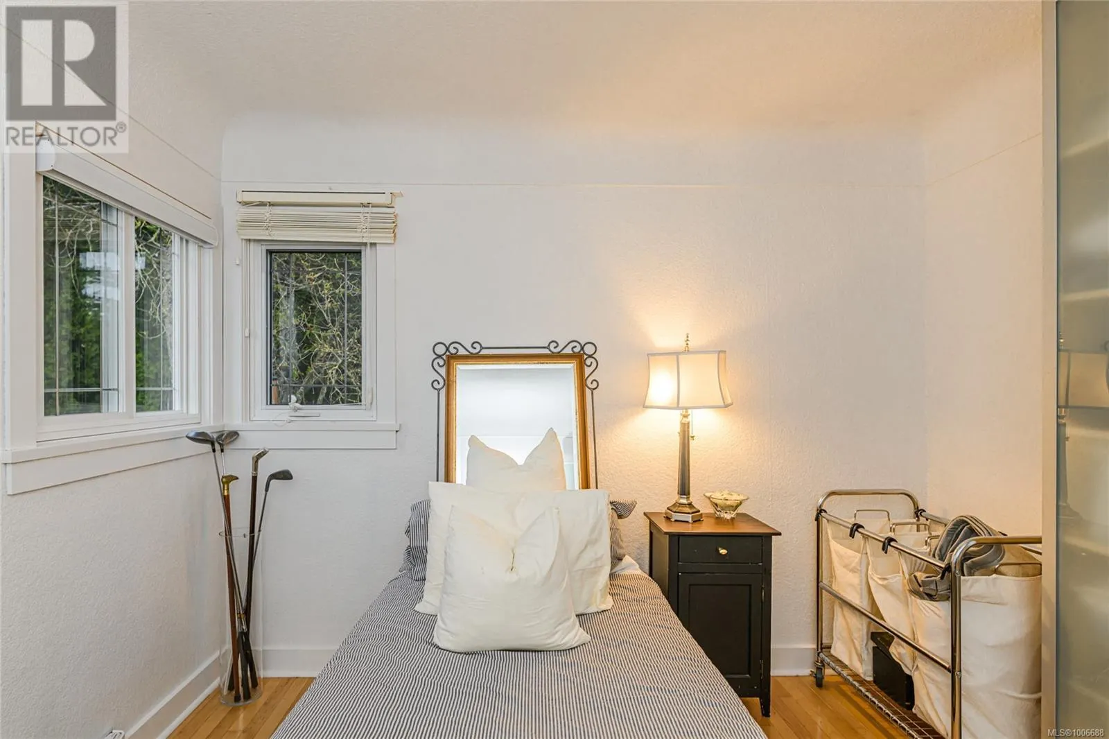 870 Pendene Pl
