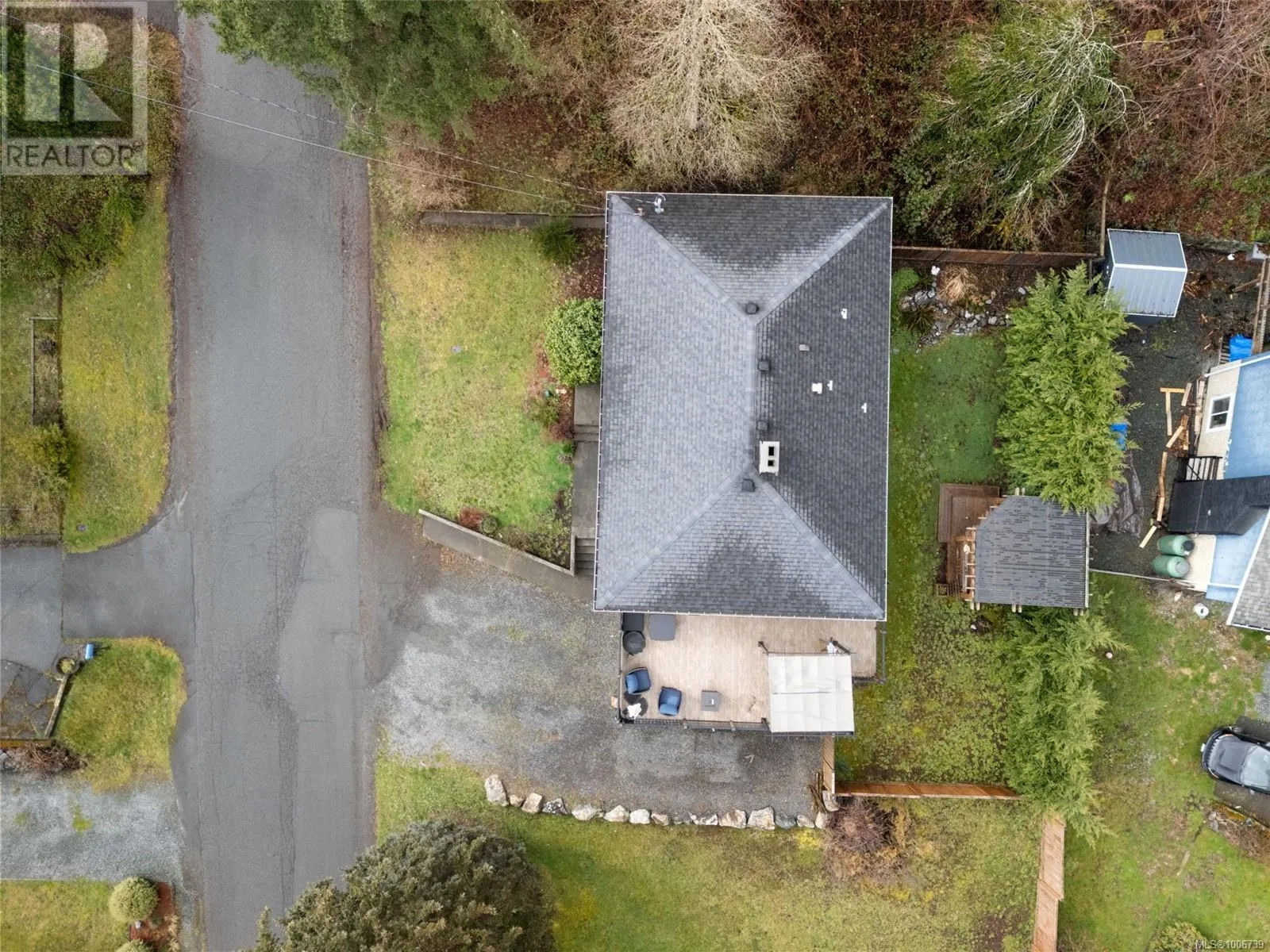 3039 Lashman Ave