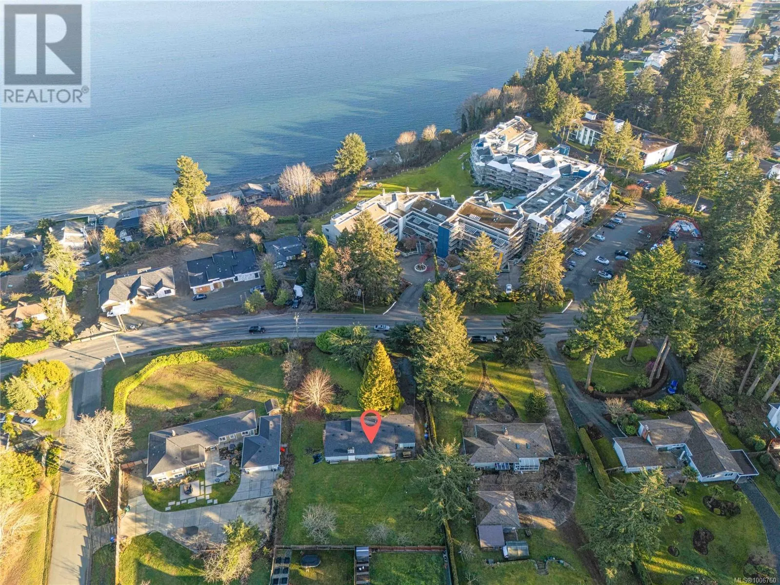 2555 Departure Bay Rd