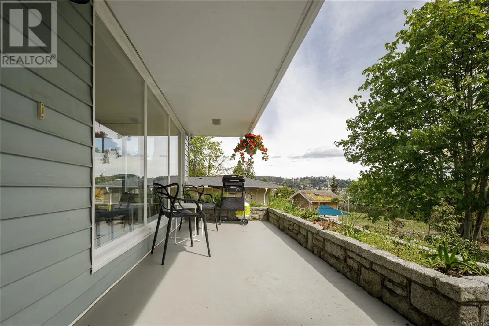 2555 Departure Bay Rd