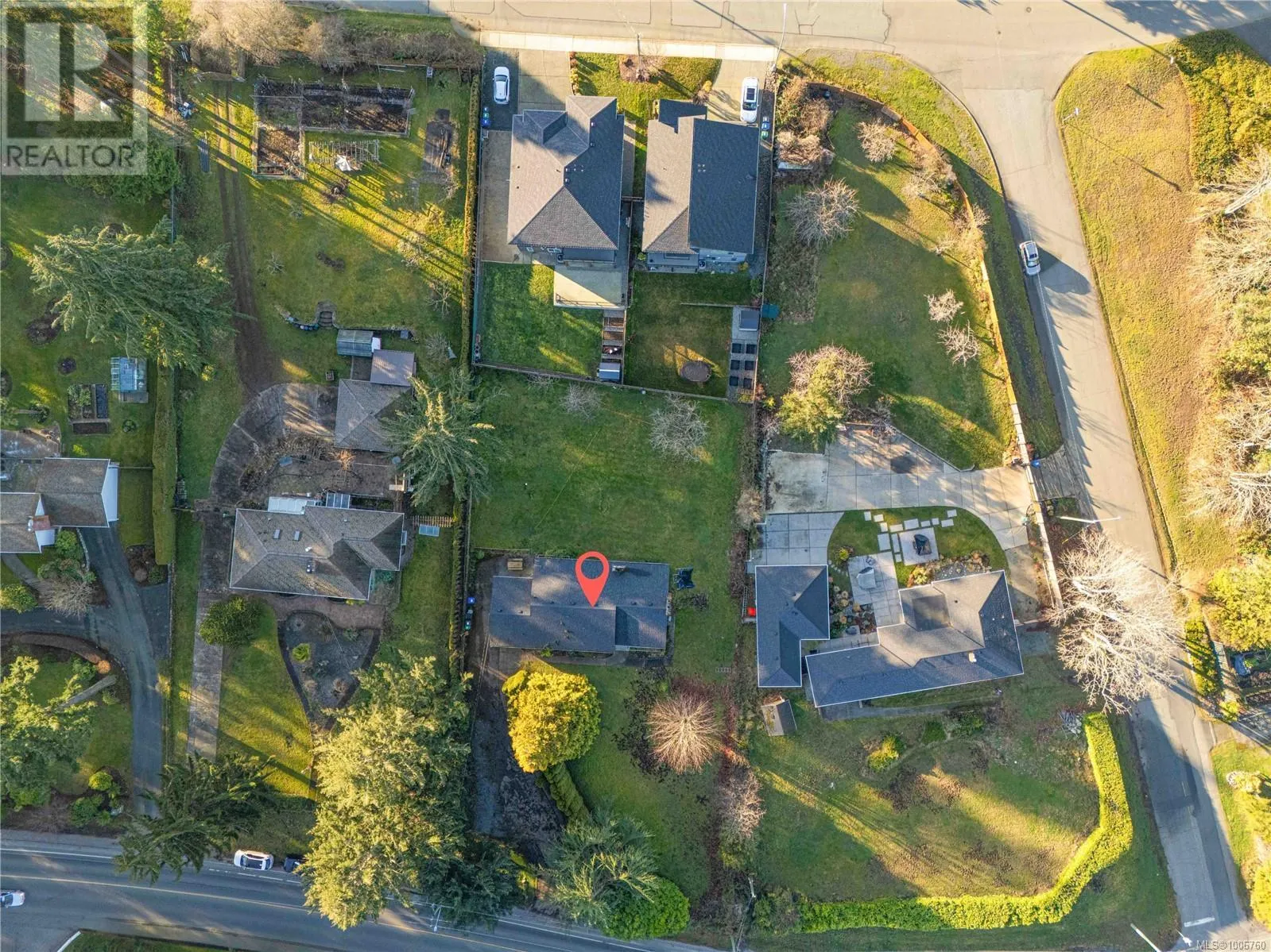2555 Departure Bay Rd