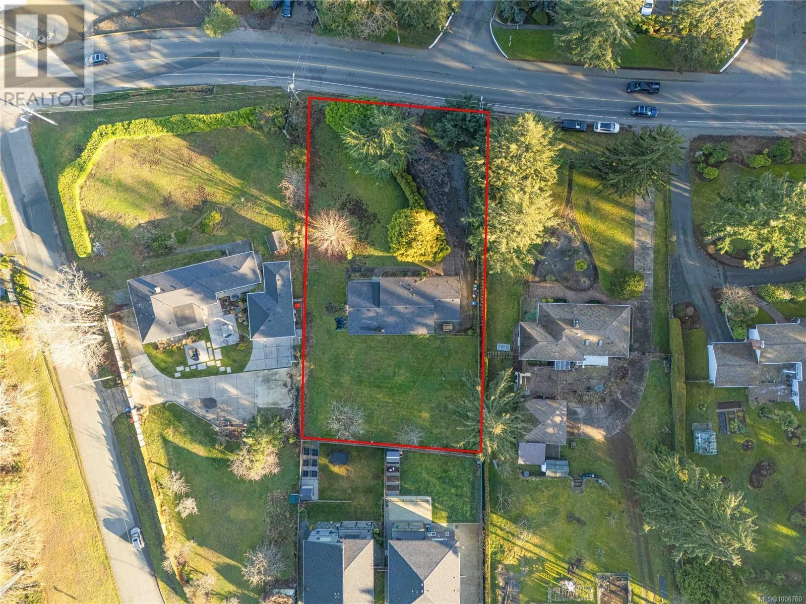 2555 Departure Bay Rd