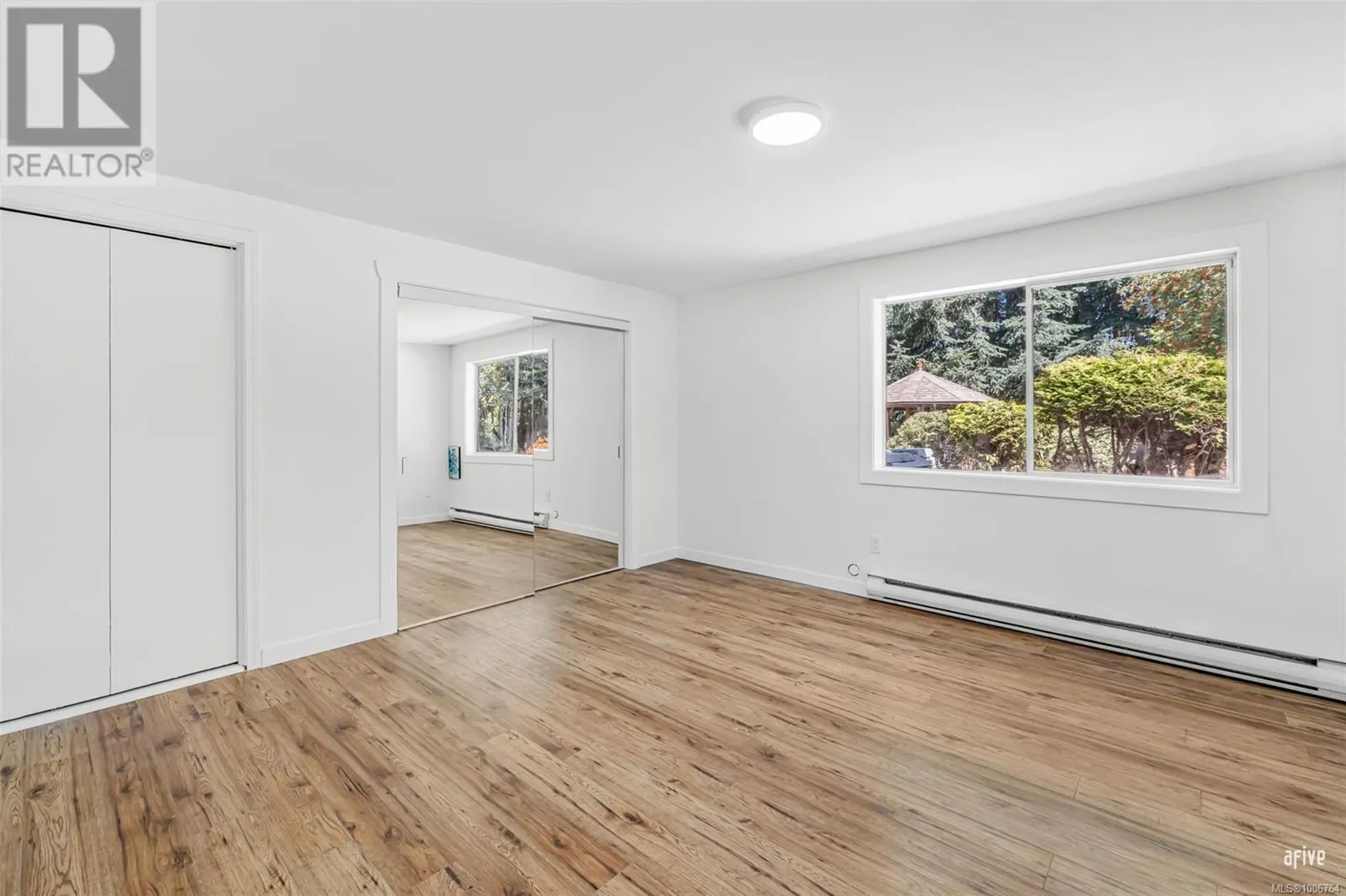 5540 Oceanview Terr