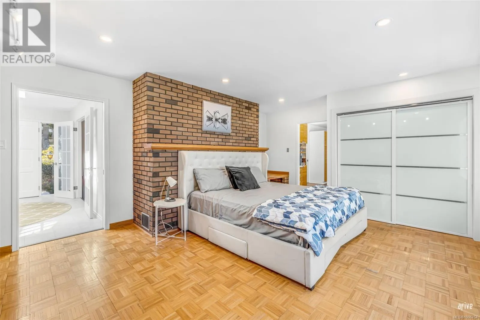 5540 Oceanview Terr