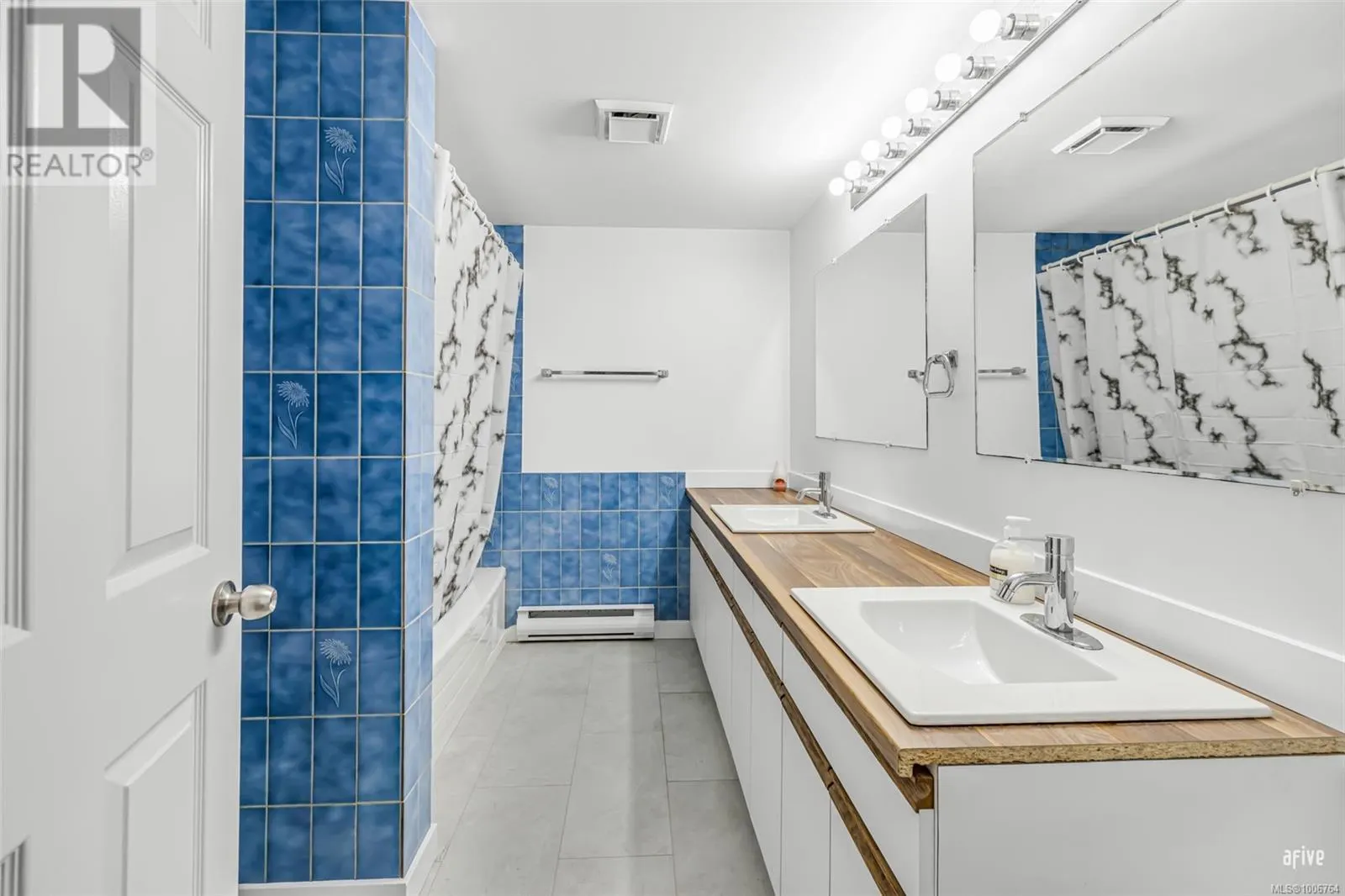 5540 Oceanview Terr