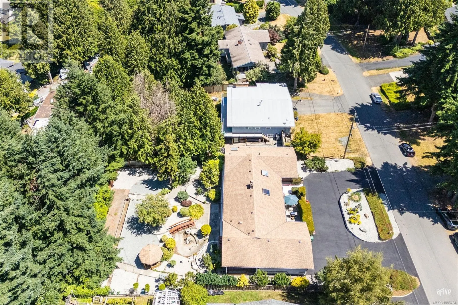 5540 Oceanview Terr