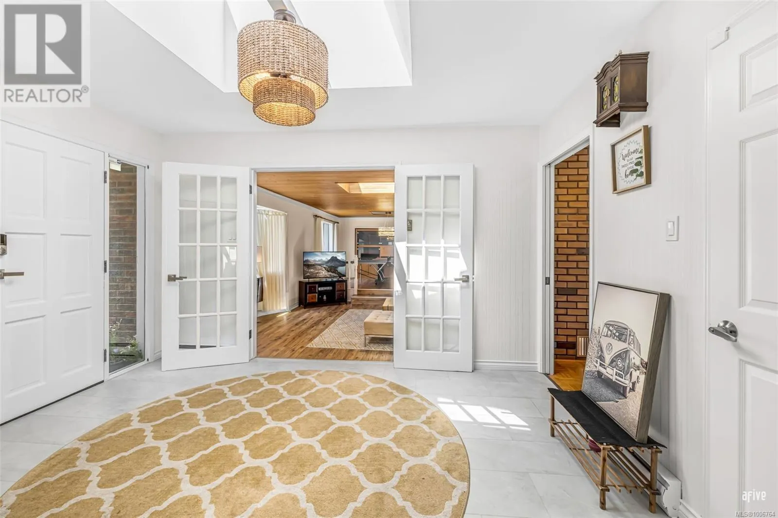5540 Oceanview Terr