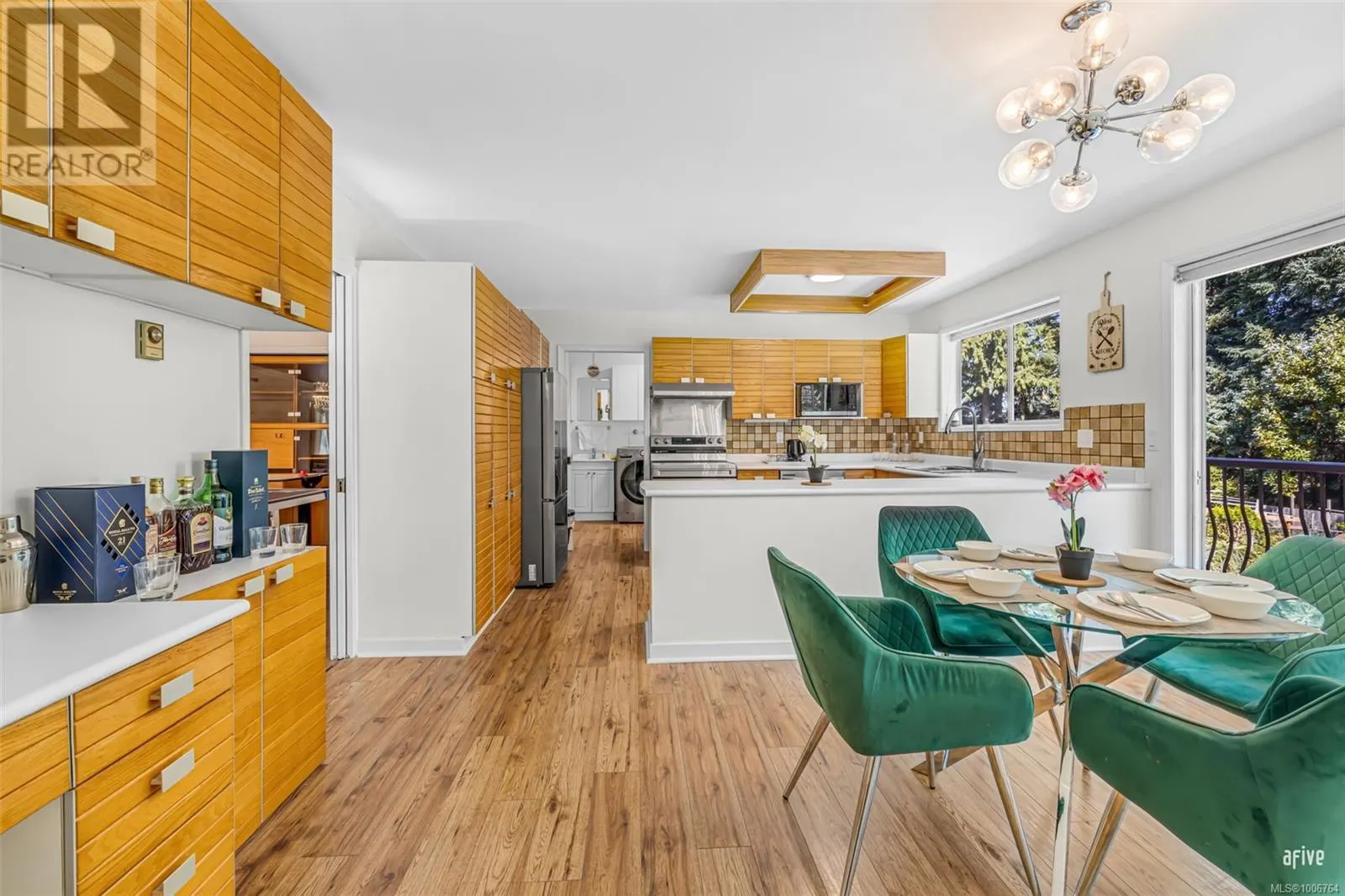 5540 Oceanview Terr