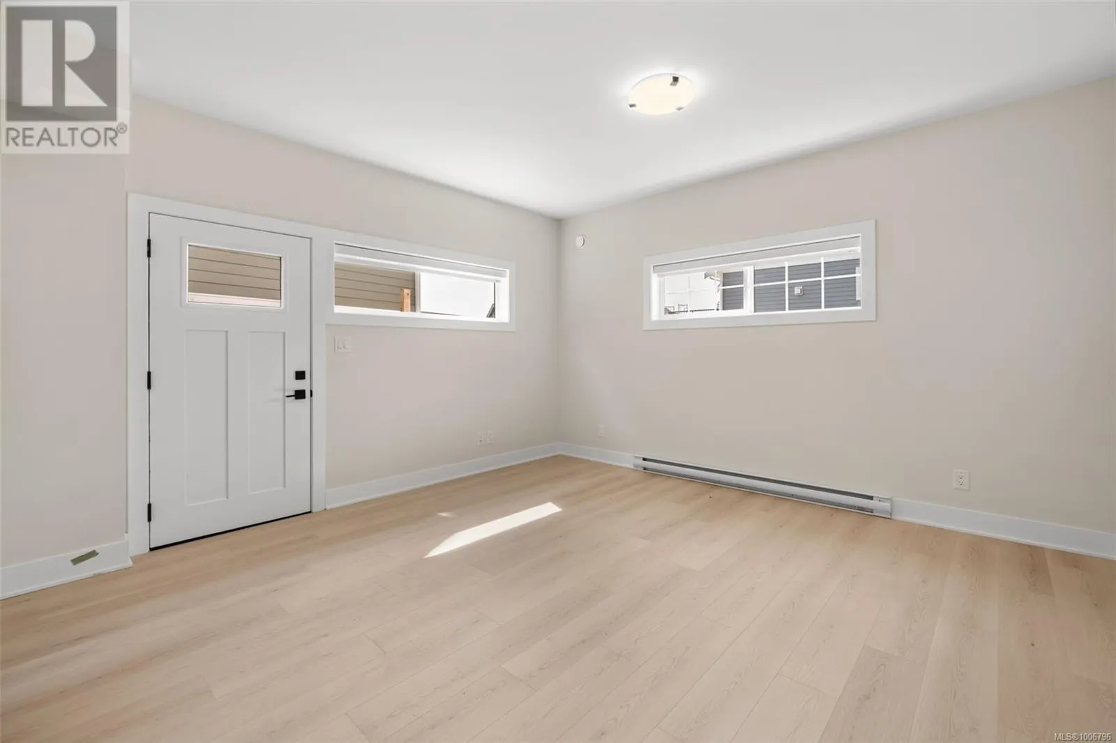 421 Rock Dove Pl