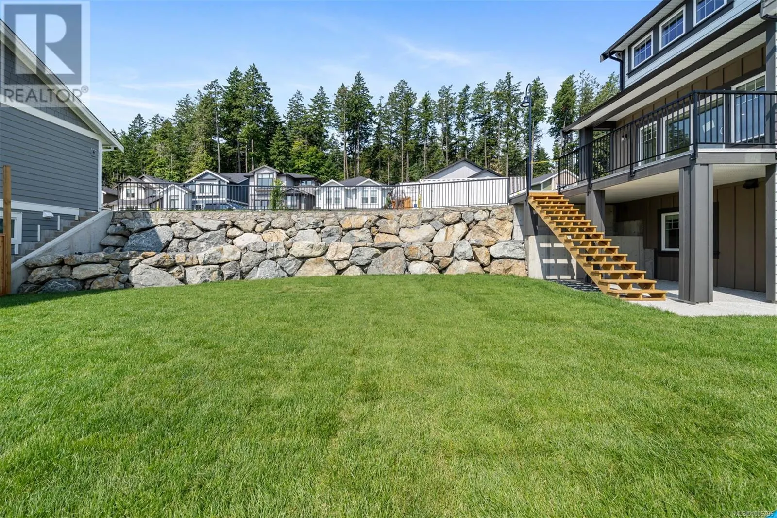 421 Rock Dove Pl
