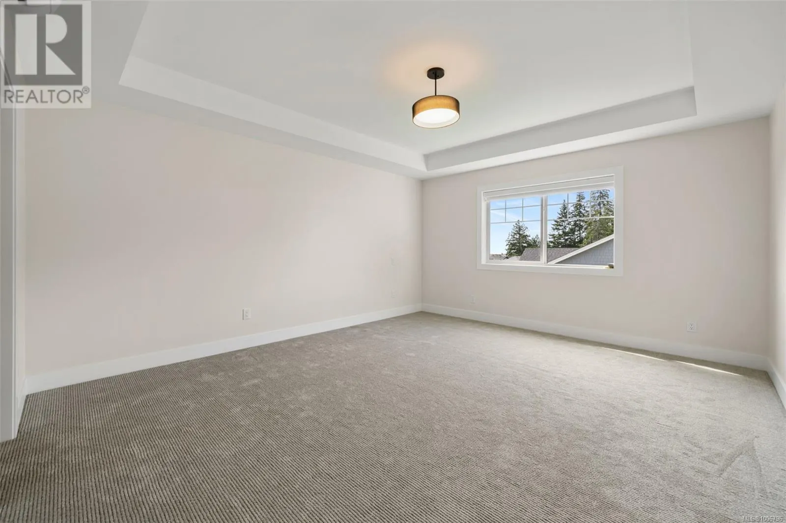 421 Rock Dove Pl