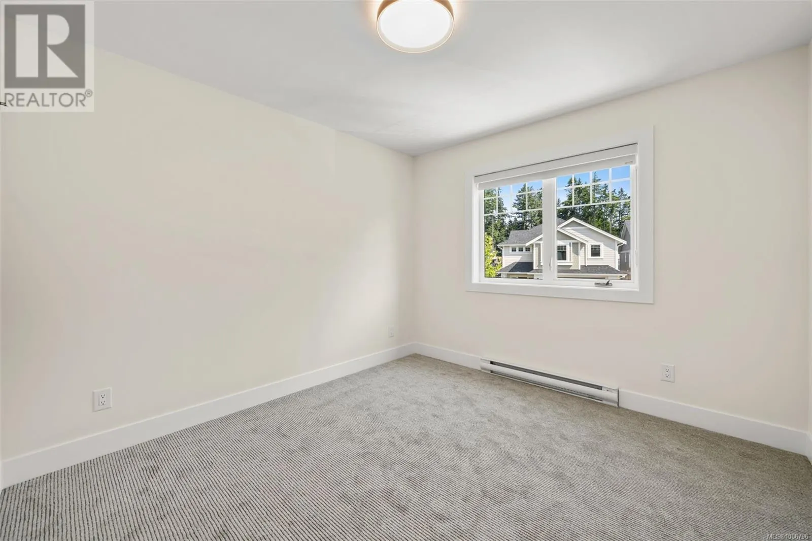 421 Rock Dove Pl