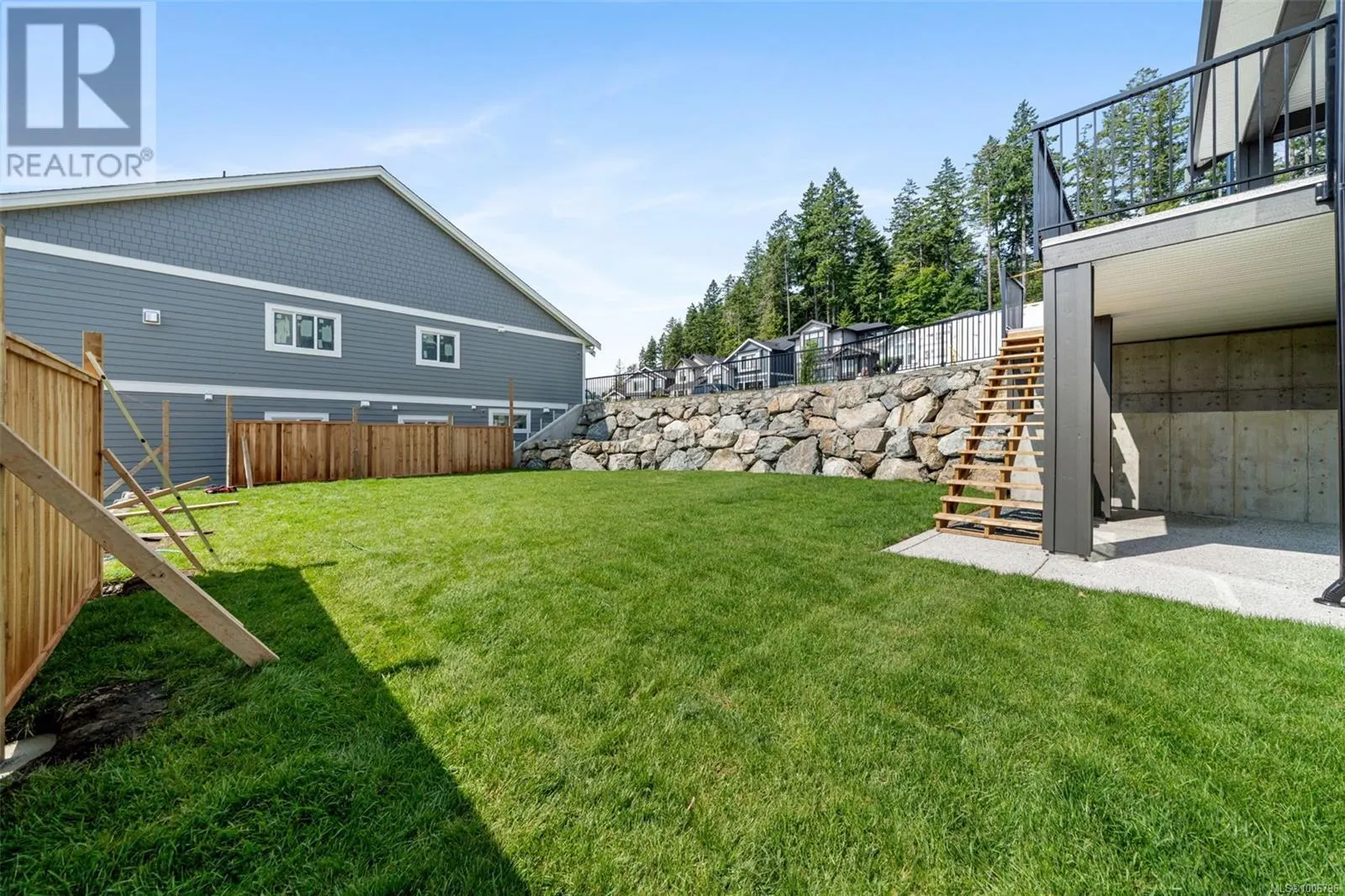 421 Rock Dove Pl