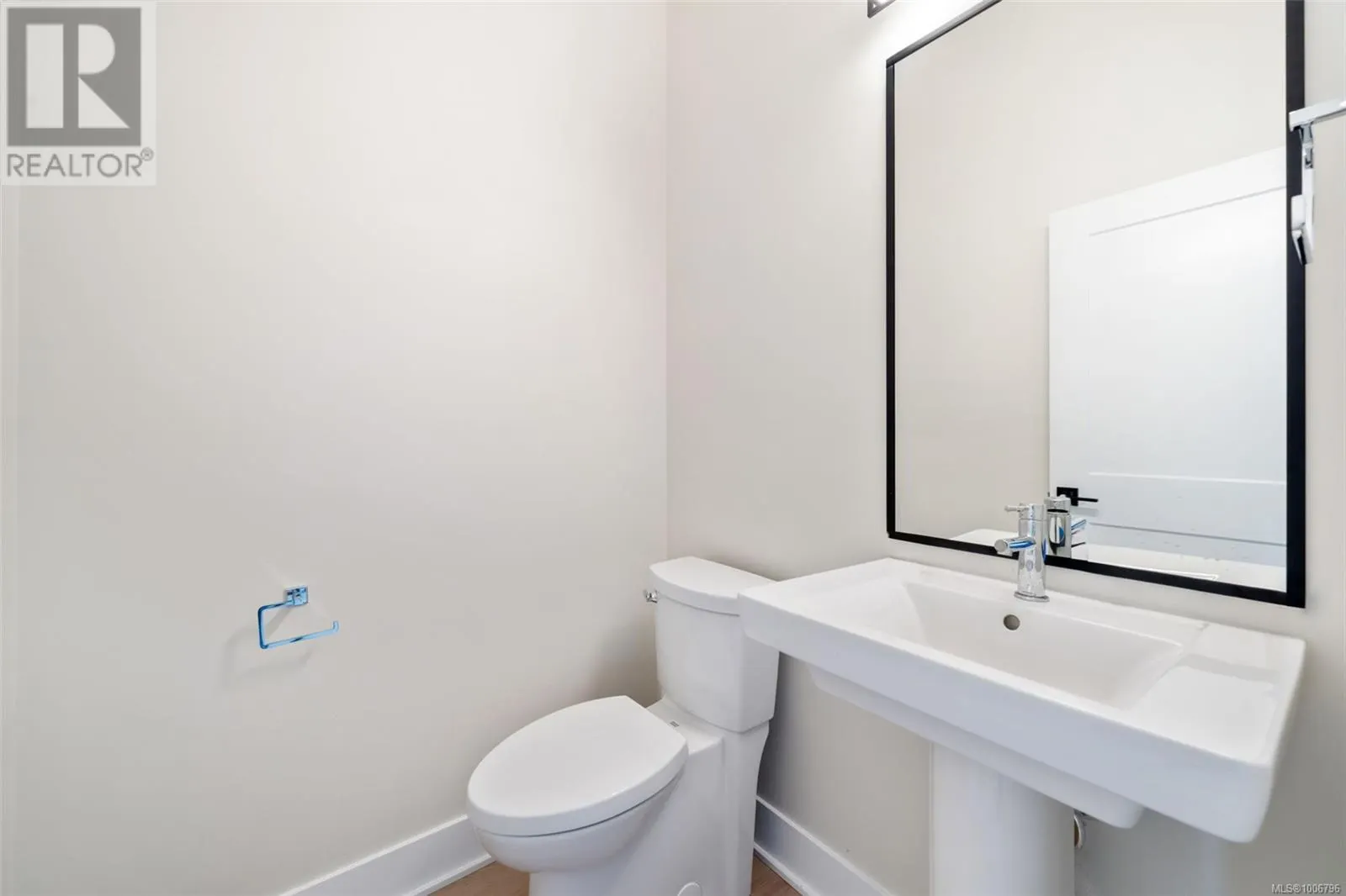 421 Rock Dove Pl
