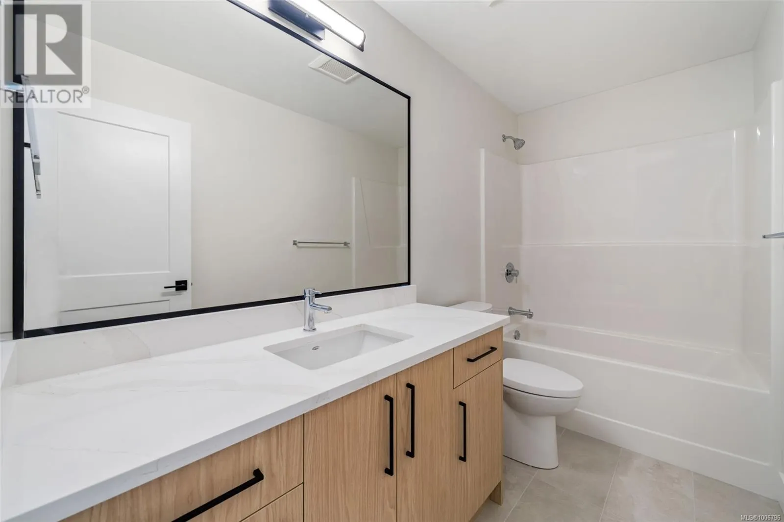 421 Rock Dove Pl