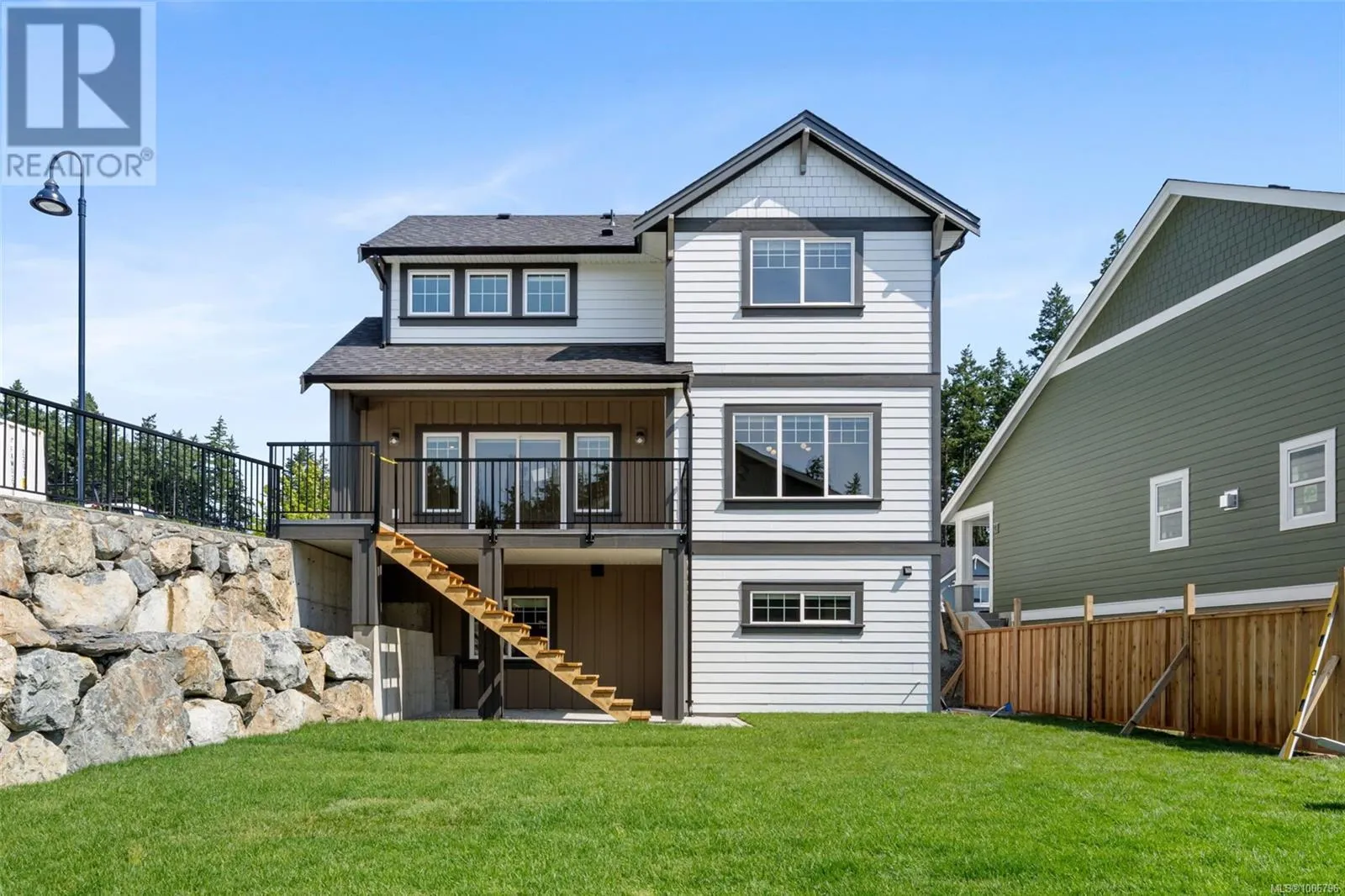 421 Rock Dove Pl
