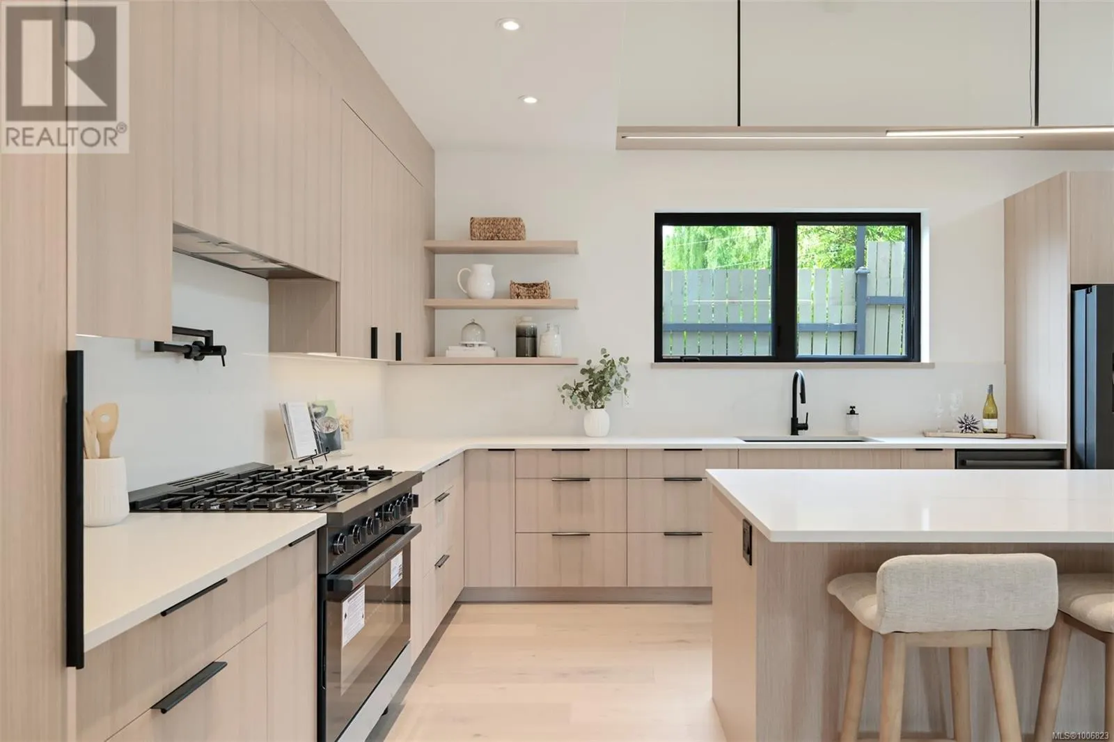 1624 Warren Gdns