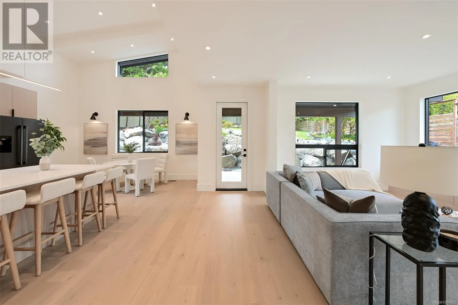 1624 Warren Gdns