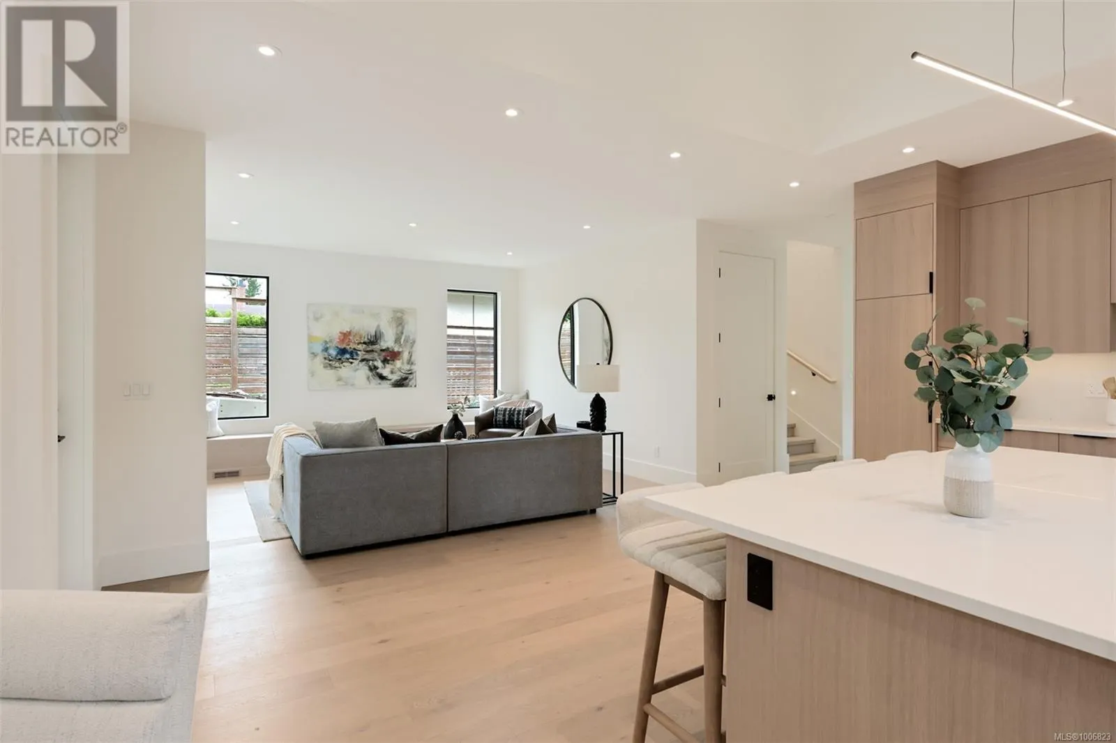 1624 Warren Gdns