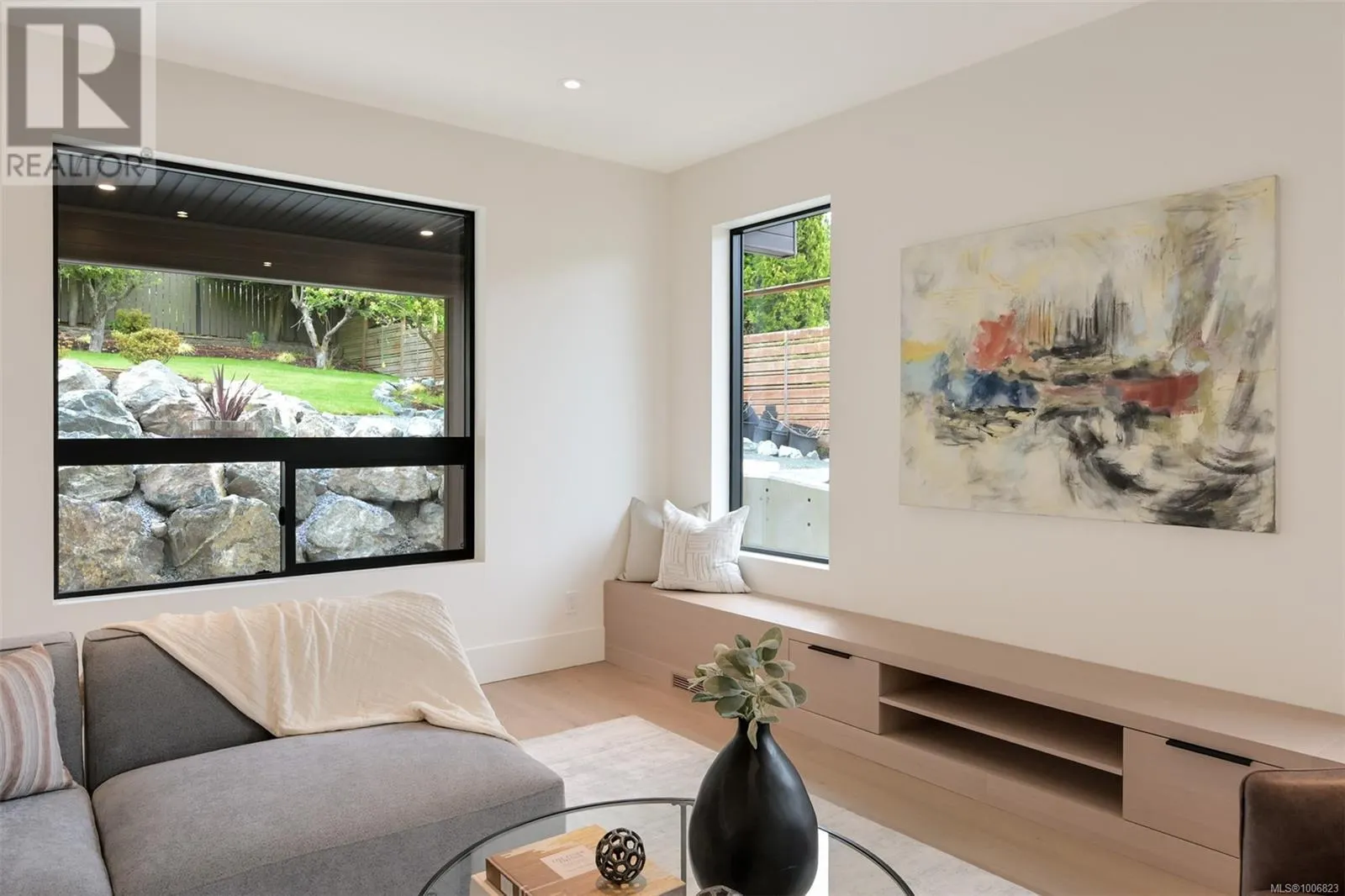 1624 Warren Gdns