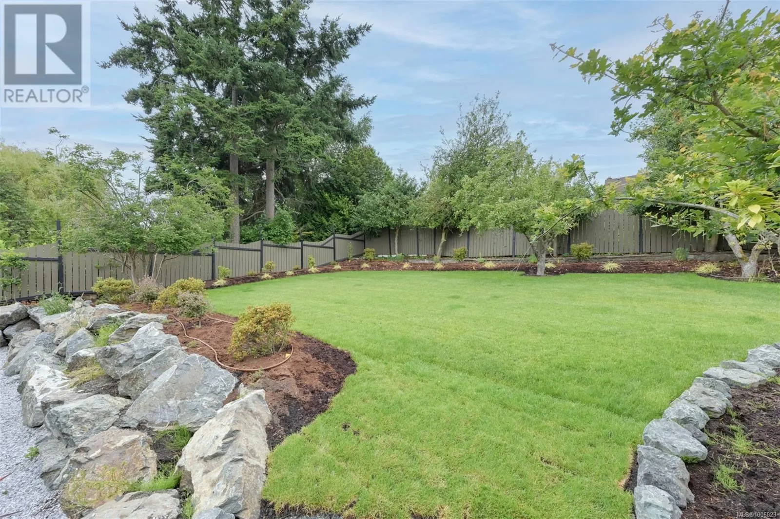 1624 Warren Gdns