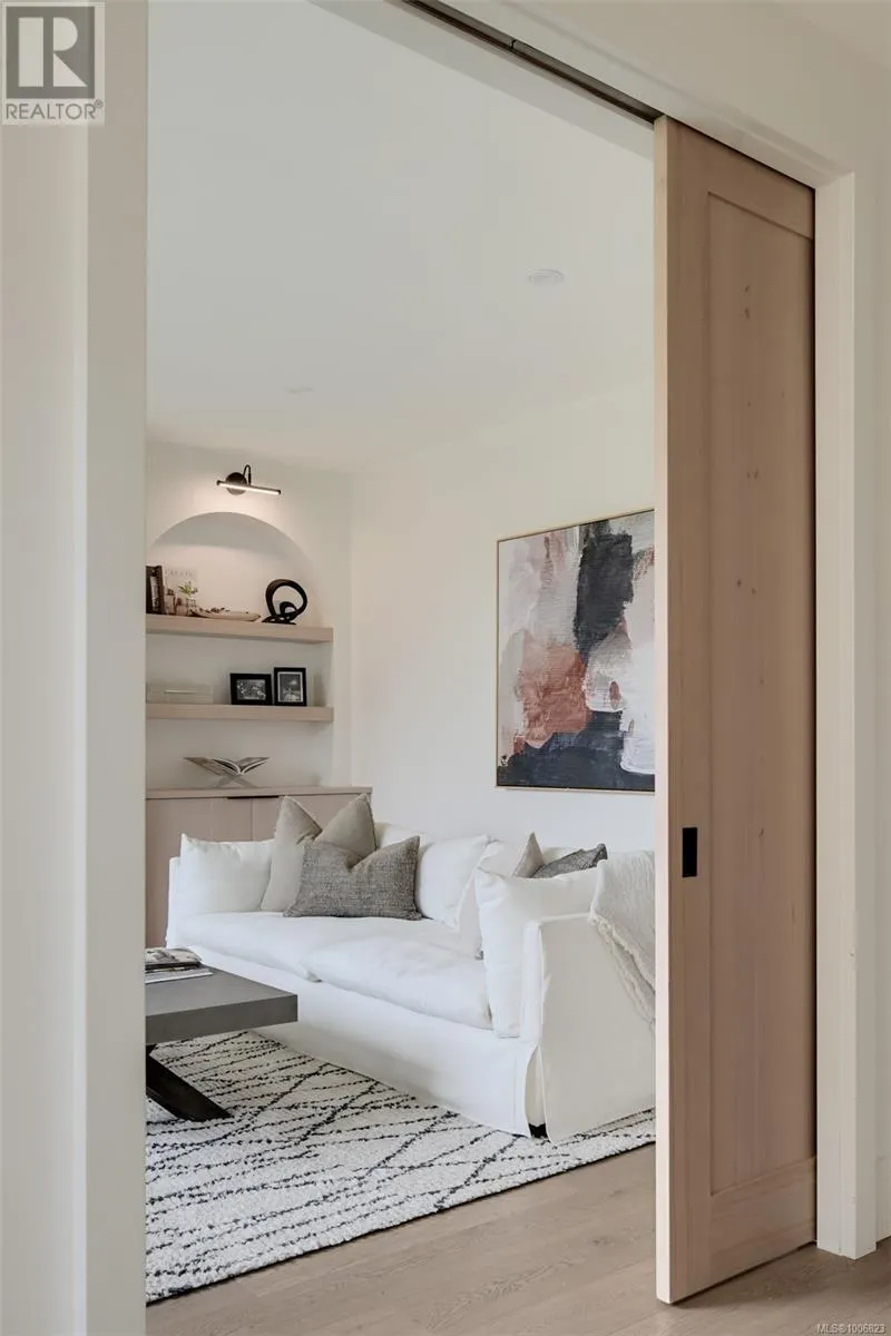 1624 Warren Gdns