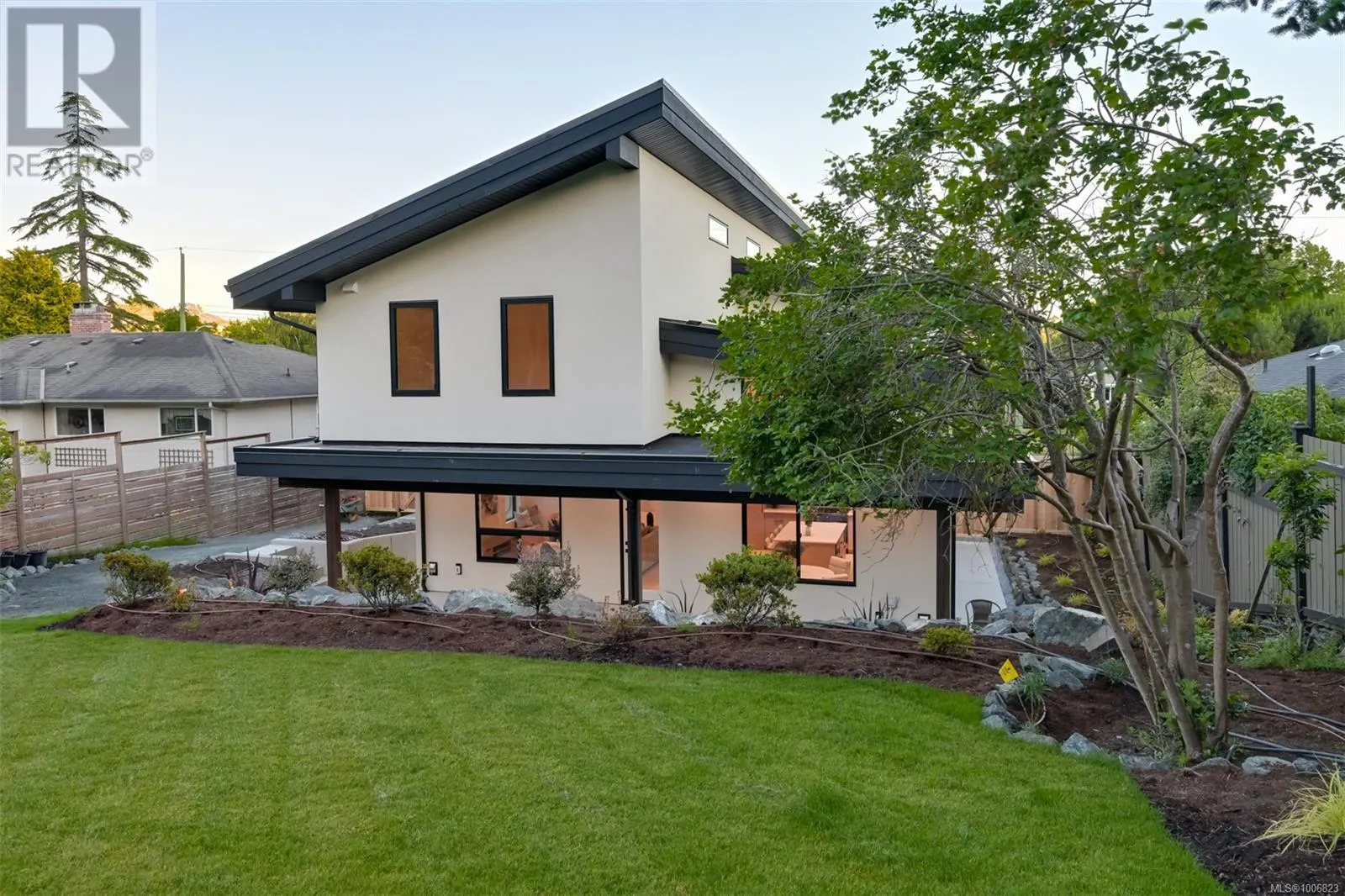 1624 Warren Gdns