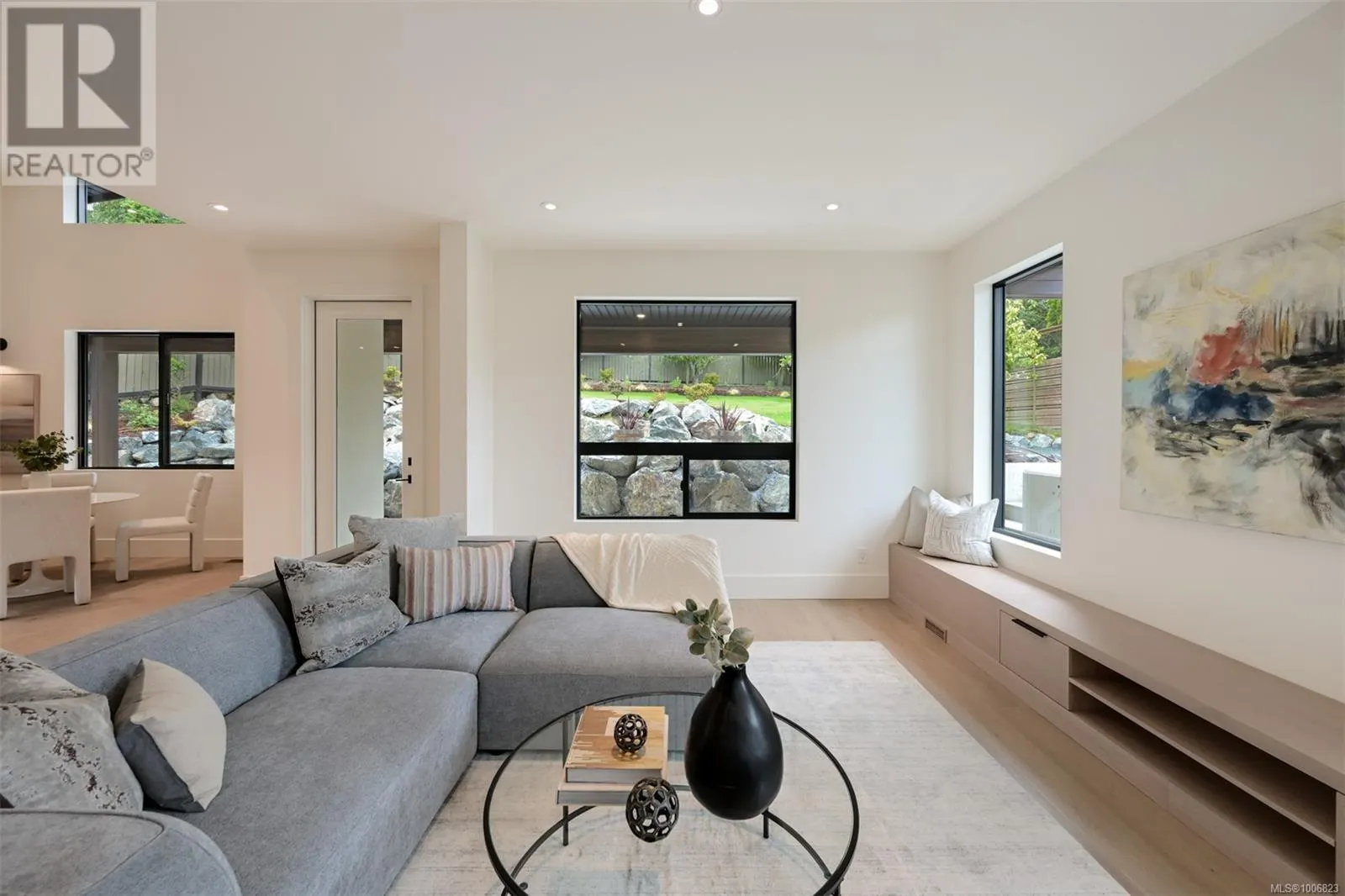 1624 Warren Gdns