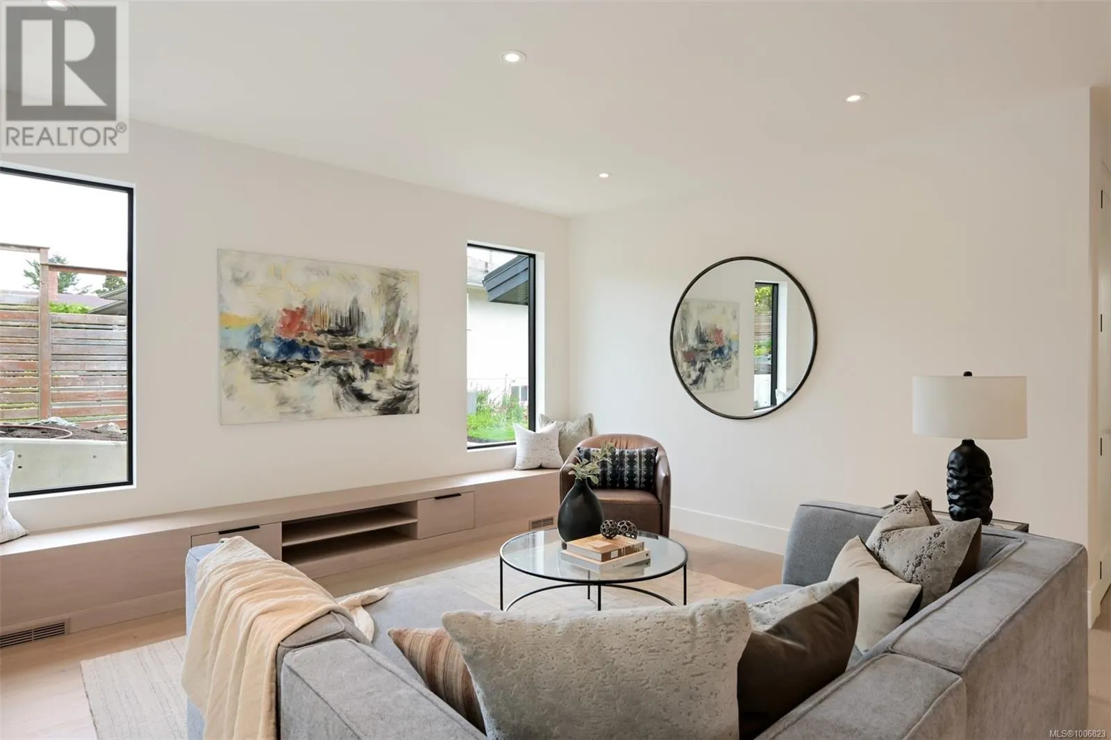 1624 Warren Gdns