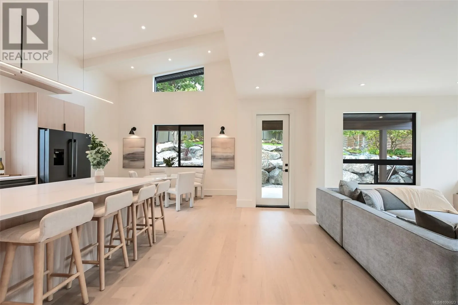 1624 Warren Gdns