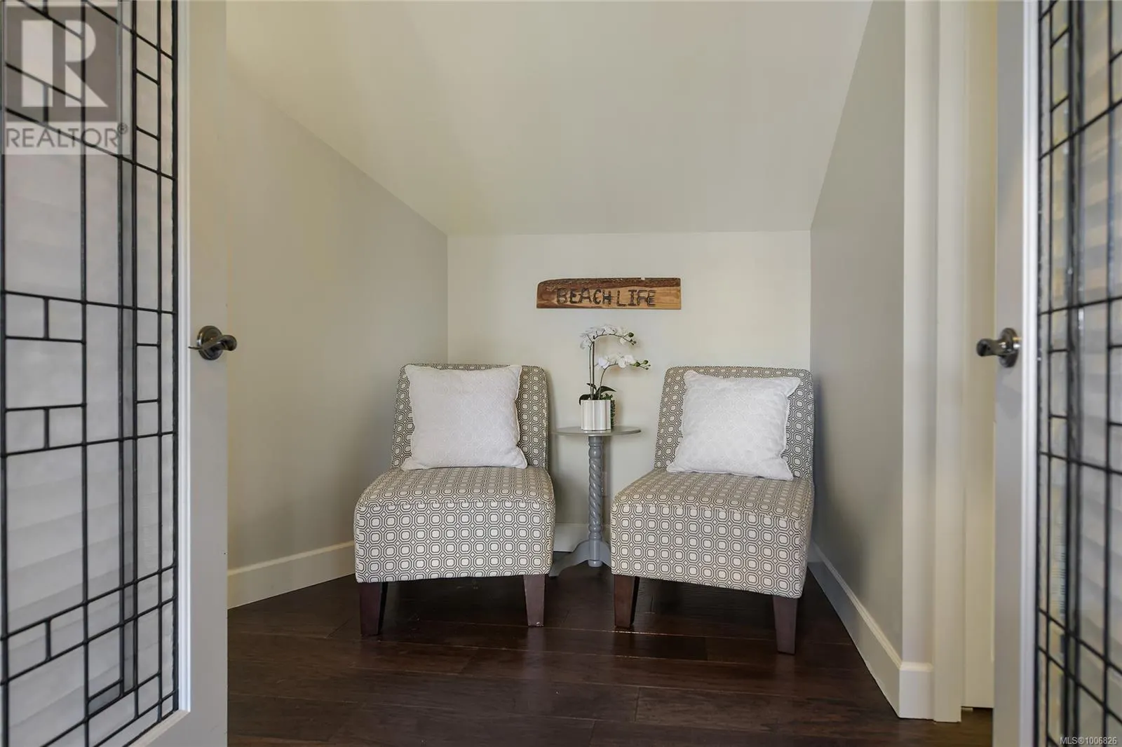 601 Sentinel Dr