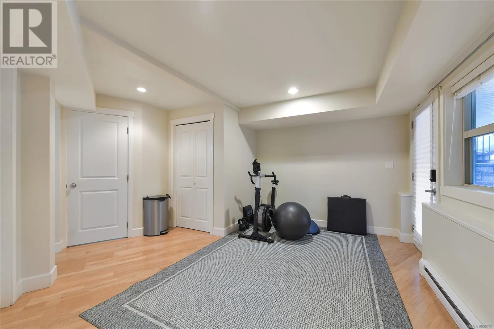 601 Sentinel Dr