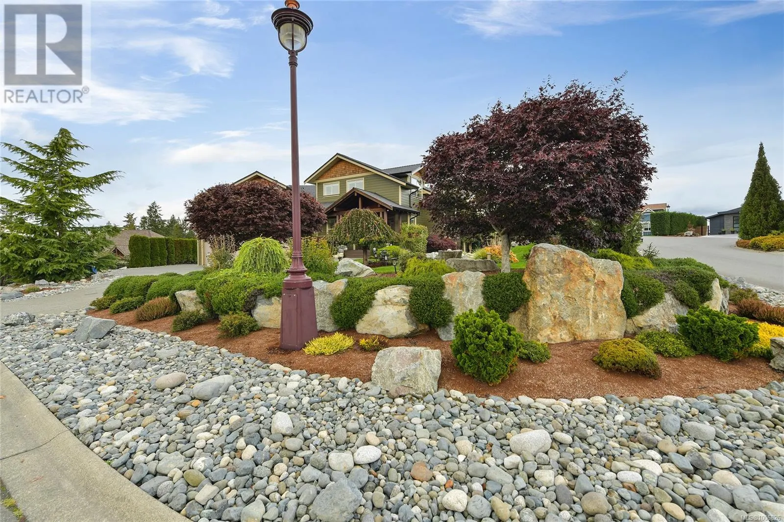 601 Sentinel Dr