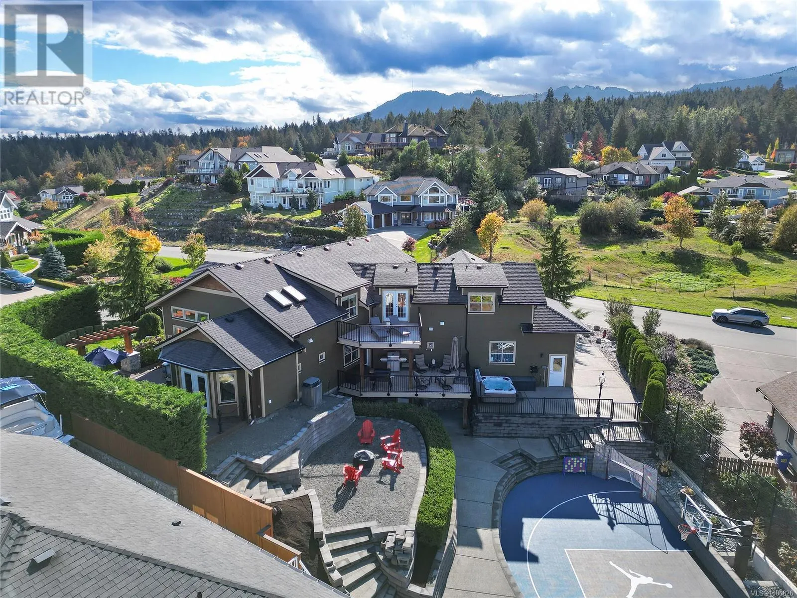601 Sentinel Dr