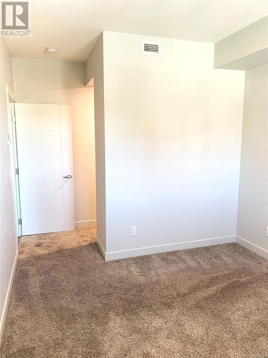 306 4830 Cedar Ridge Pl