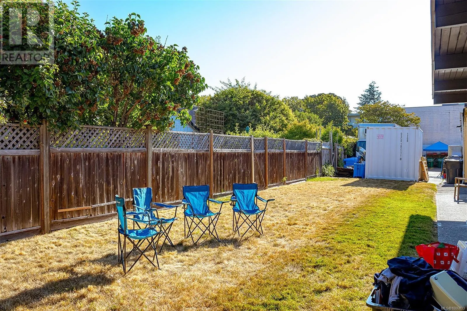 2018 Oak Bay Ave