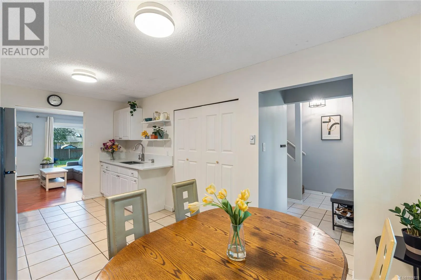 2479 Rosstown Rd