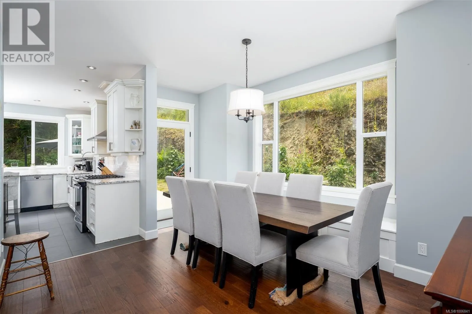 6634 Chisholm Trail