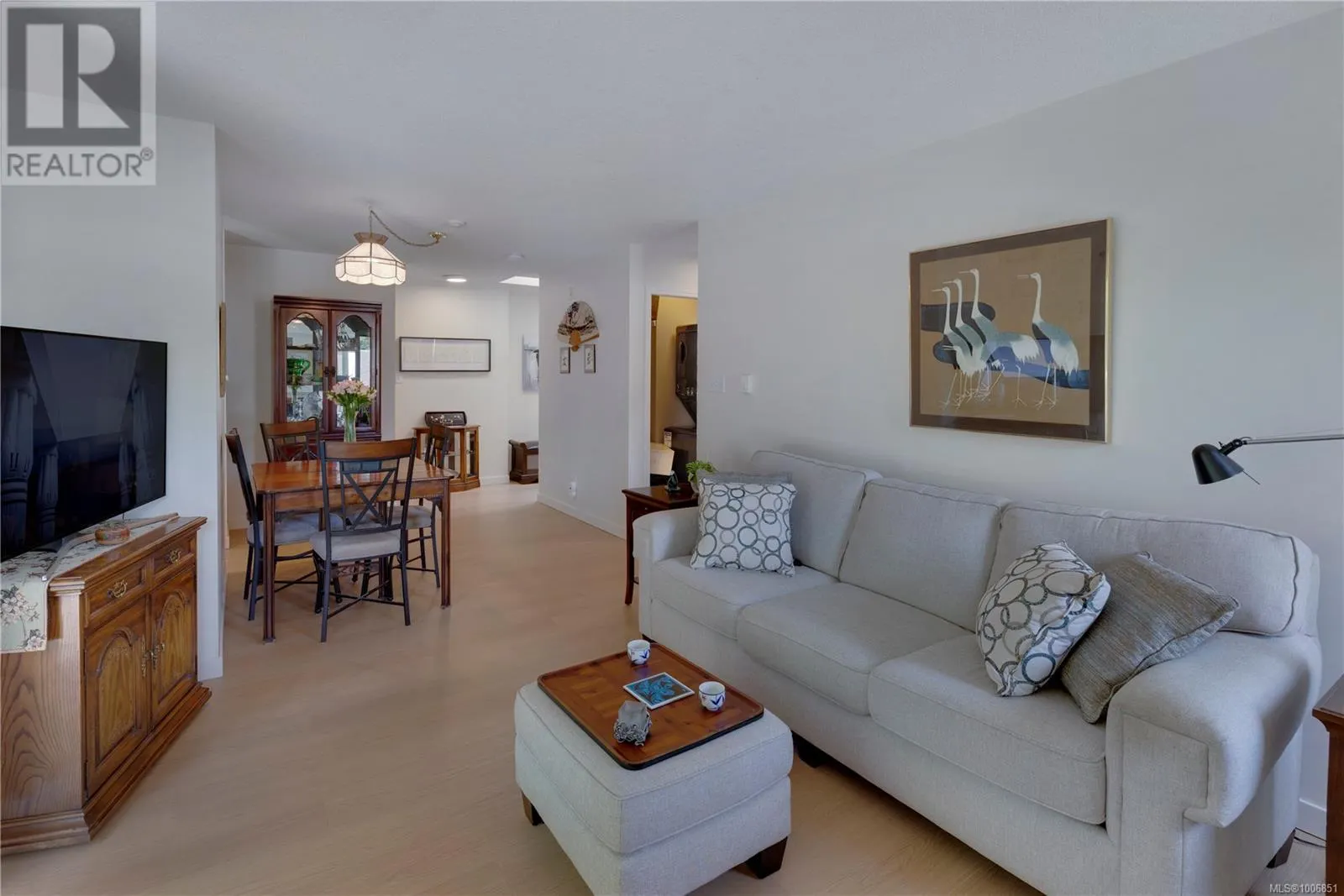 205 440 Schley Pl