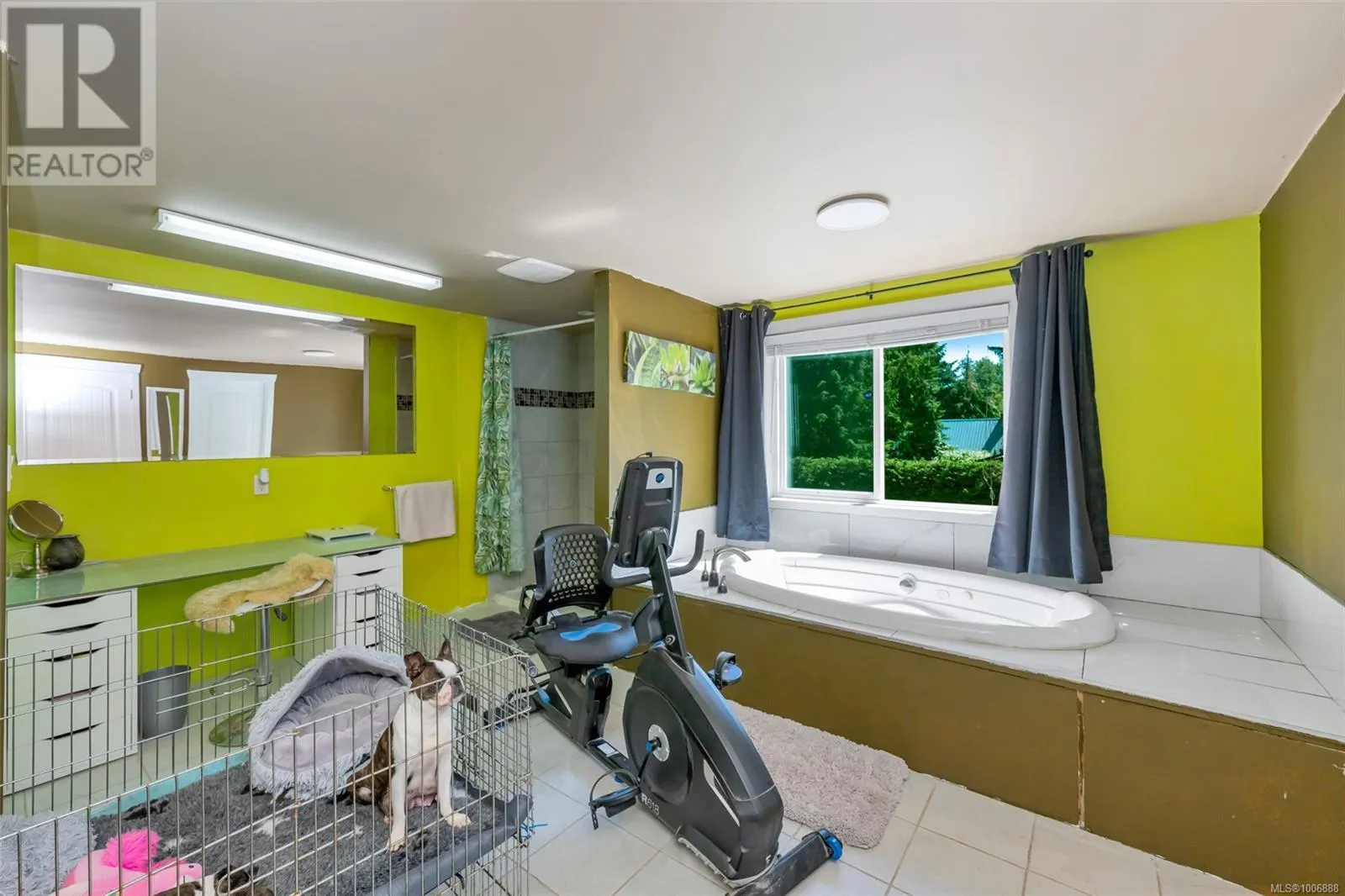 4547 Cowichan Lake Rd