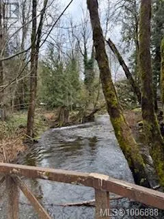 4547 Cowichan Lake Rd