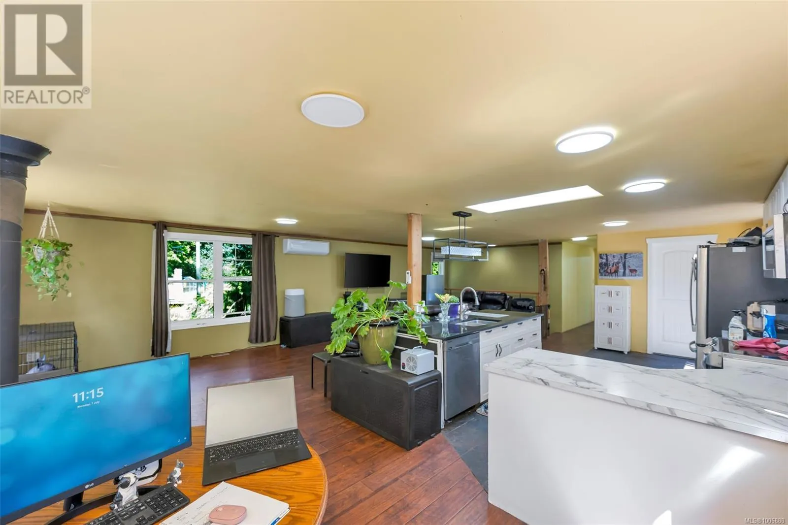 4547 Cowichan Lake Rd