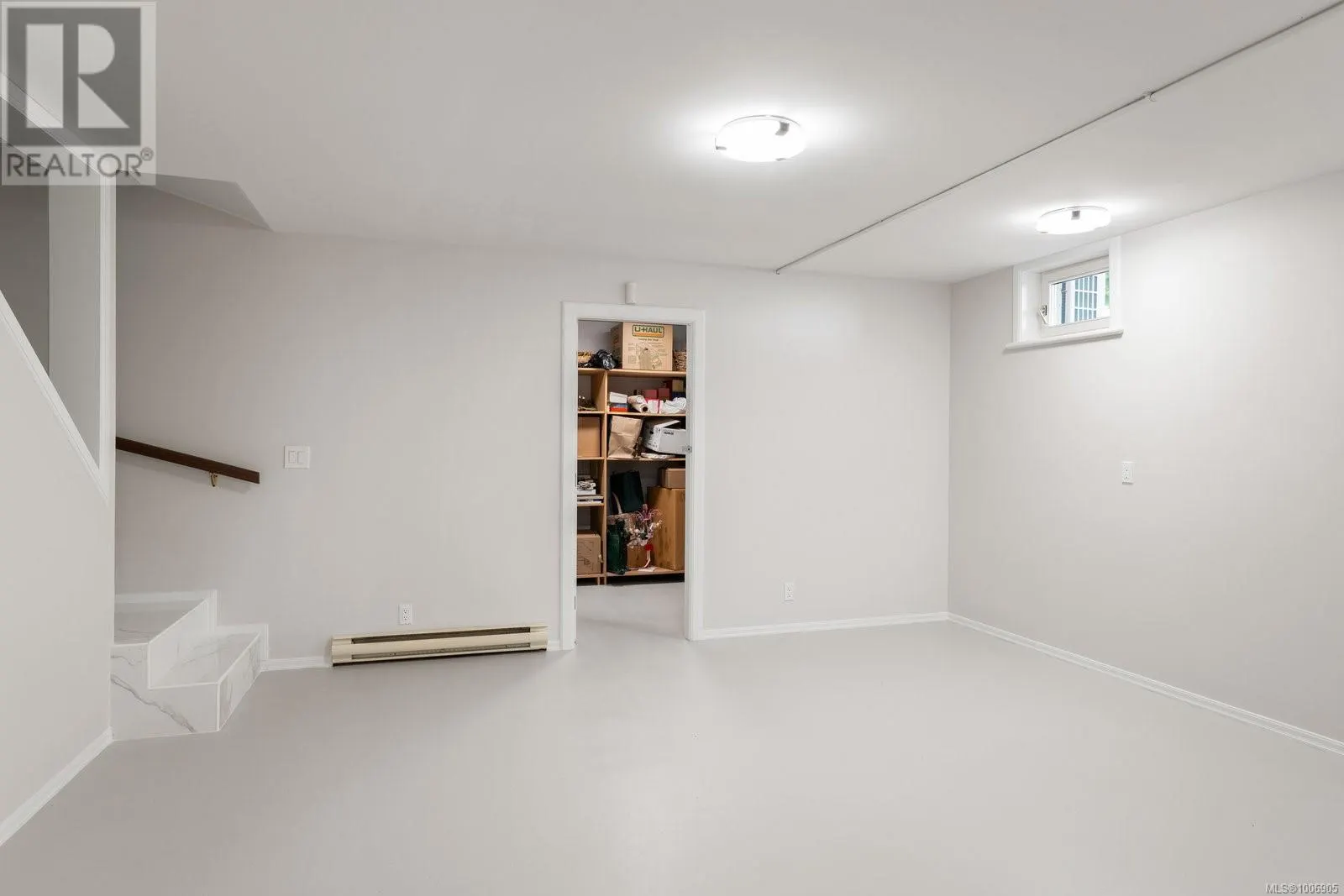 611 Island Rd
